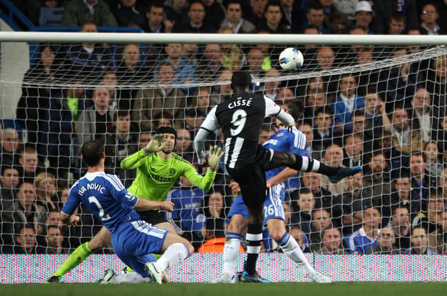 Didier Drogba's Amazing Reaction To Papiss Cisse Wonder Goal Against Chelsea